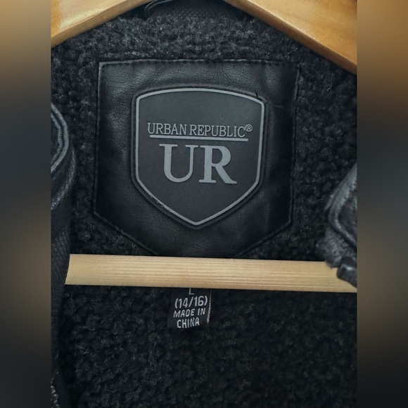 Classic Black Faux leather Military Jacket Boys L - Picture 8 of 8